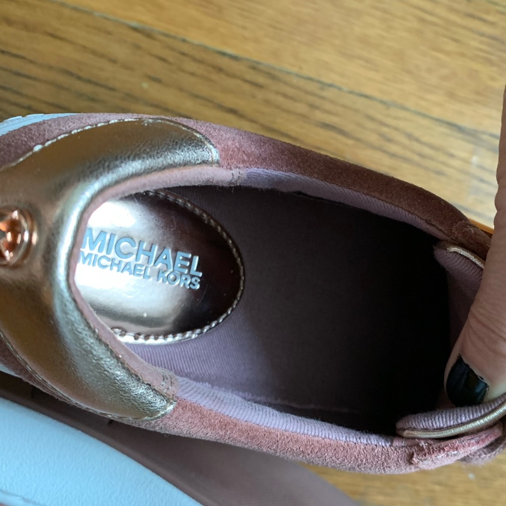 Authentic Michael Kors Shoes in Rose Gold/Mauve 5M - Picture 5 of 7
